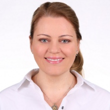 Dr. Dt. Ezel Bayar Yılmaz