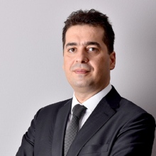 Prof. Dr. Yiğit Tiftikçioğlu